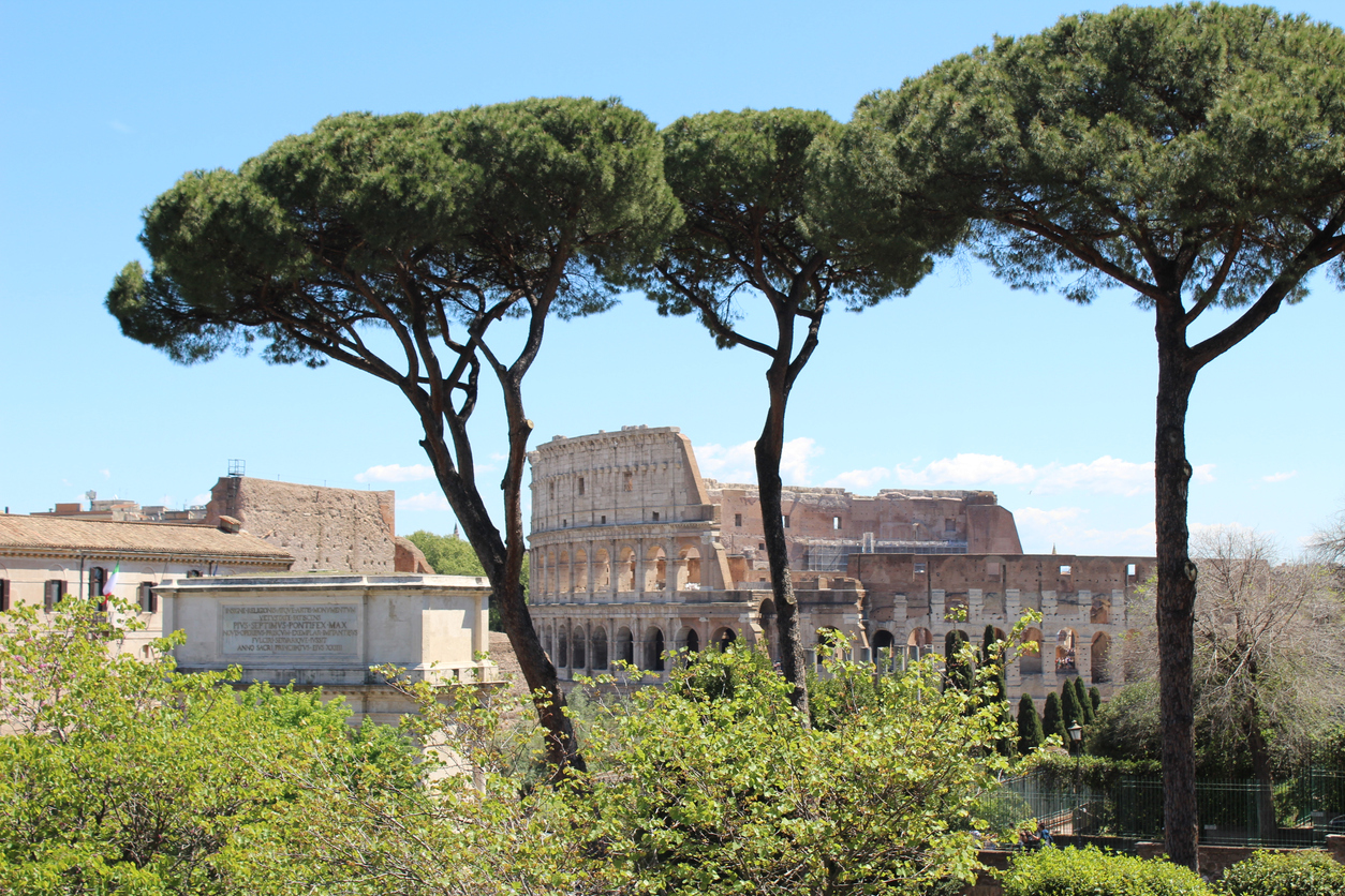 Can-I-bring-a-water-bottle-into-the-Colosseum - Paris Food Tours Can I bring a water bottle into the Colosseum